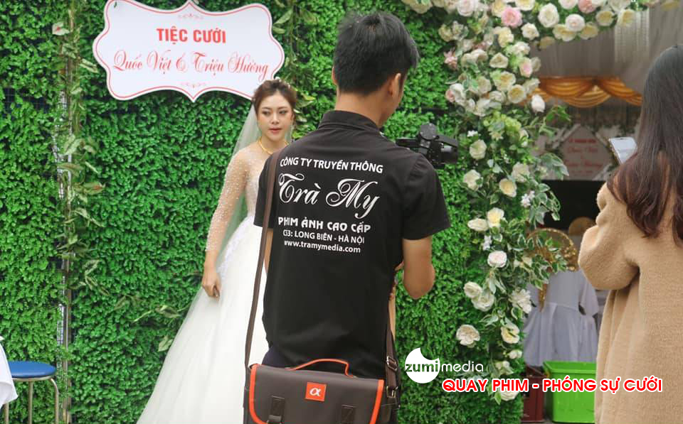 Xưởng In Lụa Trên Vải Tại Hà Nội: Chất Lượng Vượt Trội, Bền Màu 2 quay phon su cuoi tai ha dong 3