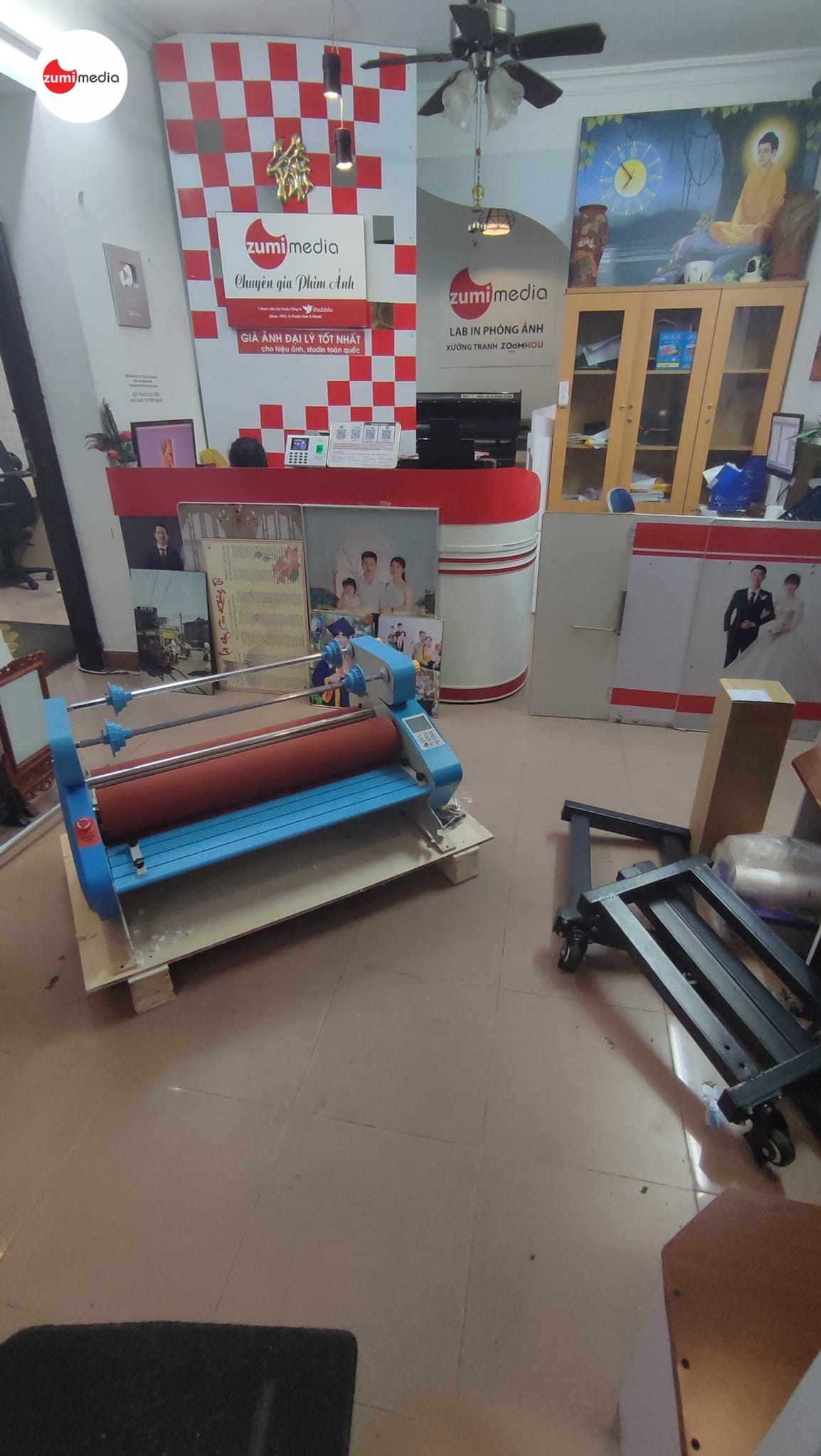 Zumi Media khai trương Lab in phóng ảnh, Xưởng Ảnh gỗ tại Kim Ngưu 67 Zumimedialabkimnguu (16)