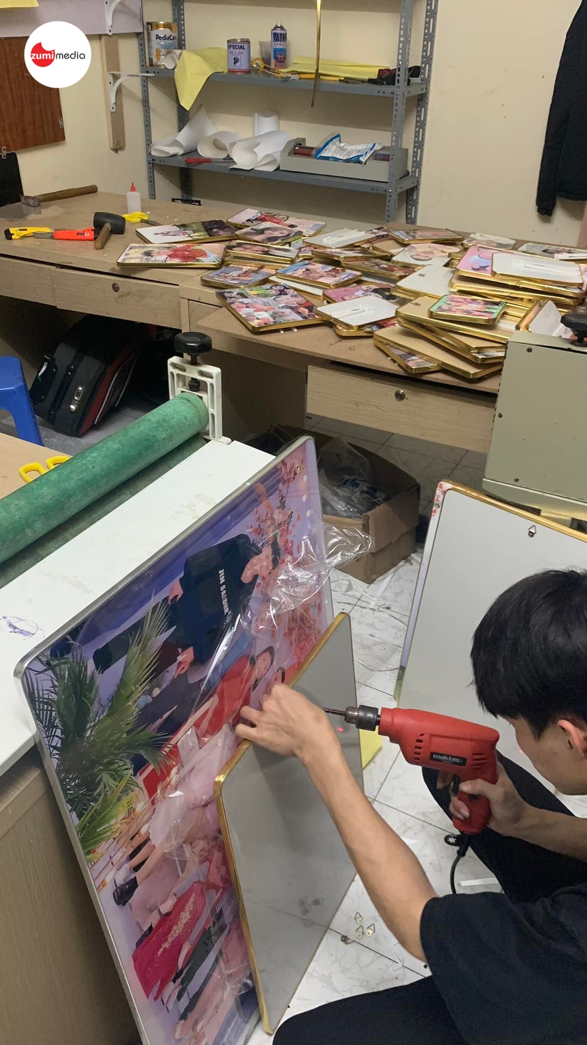 Zumi Media khai trương Lab in phóng ảnh, Xưởng Ảnh gỗ tại Kim Ngưu 54 Zumimedialabkimnguu (3)