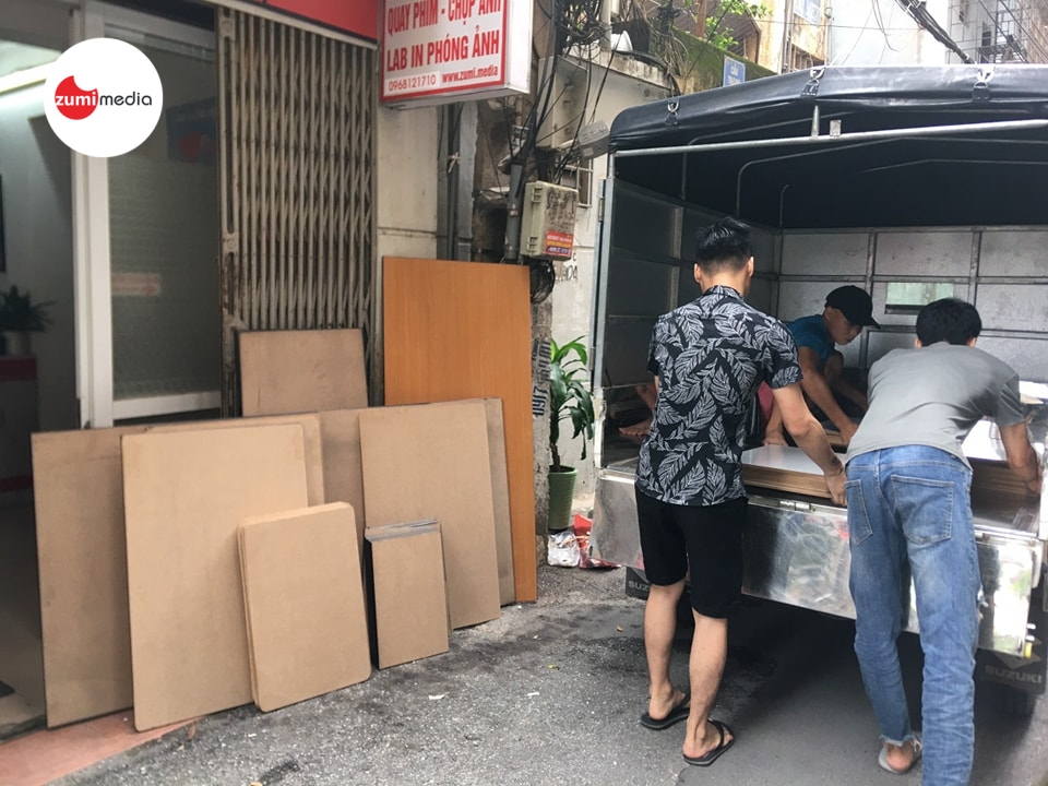 Zumi Media khai trương Lab in phóng ảnh, Xưởng Ảnh gỗ tại Kim Ngưu 60 Zumimedialabkimnguu (9)