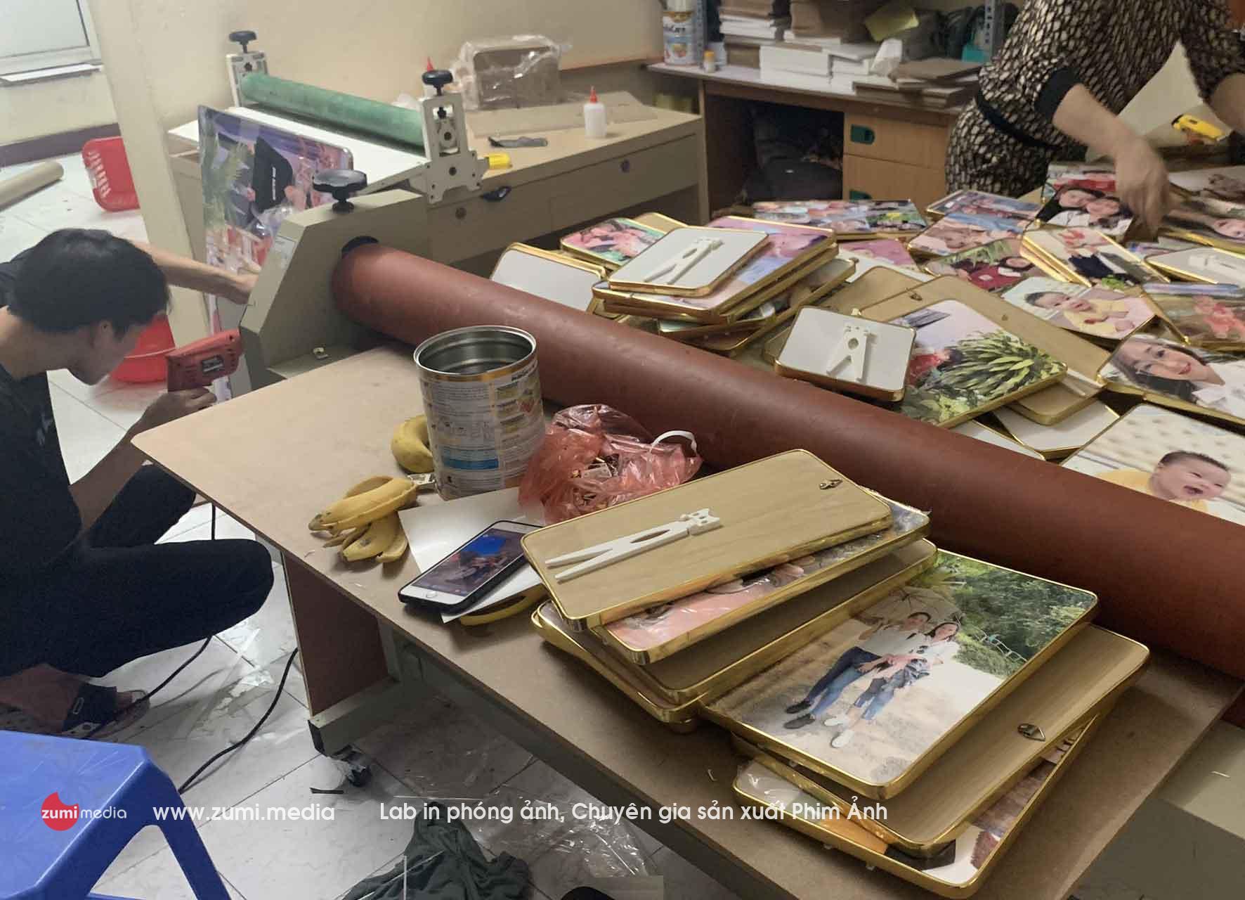 Nhà máy sản xuất Tranh Ảnh danh tiếng lâu năm tại Hà Nội 45 lab anh zumi media 14