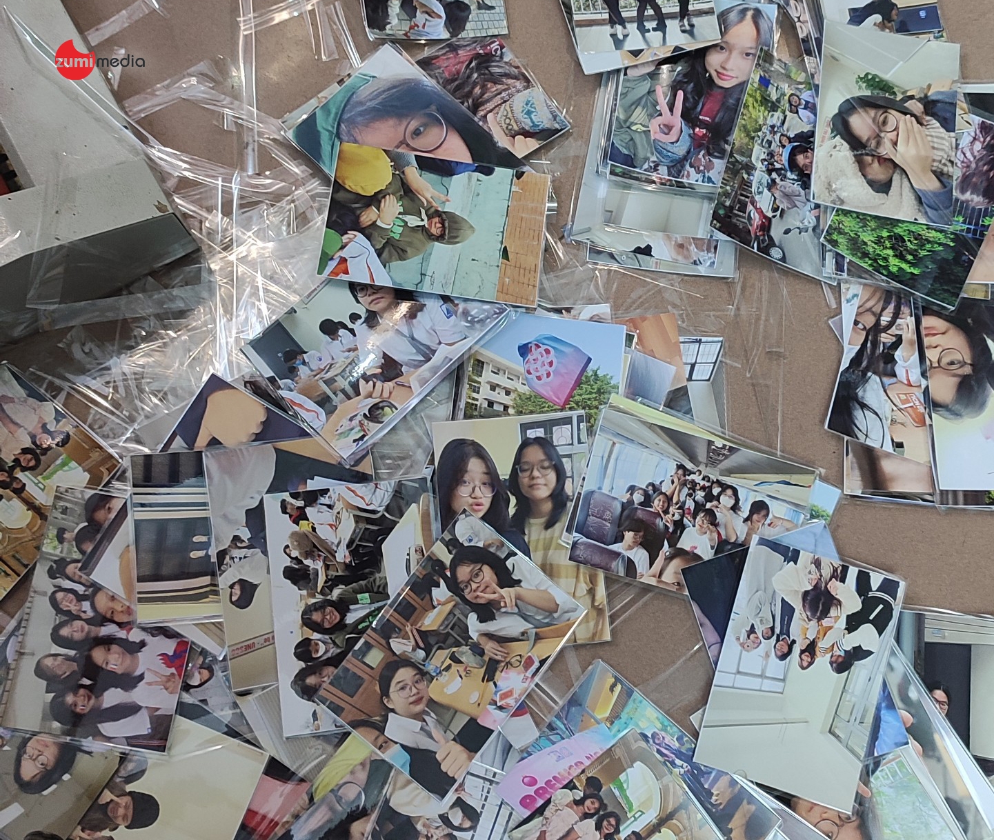 Dịch vụ In ảnh ép plastic lấy ngay, Prolab in ảnh nhanh tại Hà Nội 2 Dich vu In anh ep plastic lay ngay Prolab in anh nhanh tai Ha Noi 2