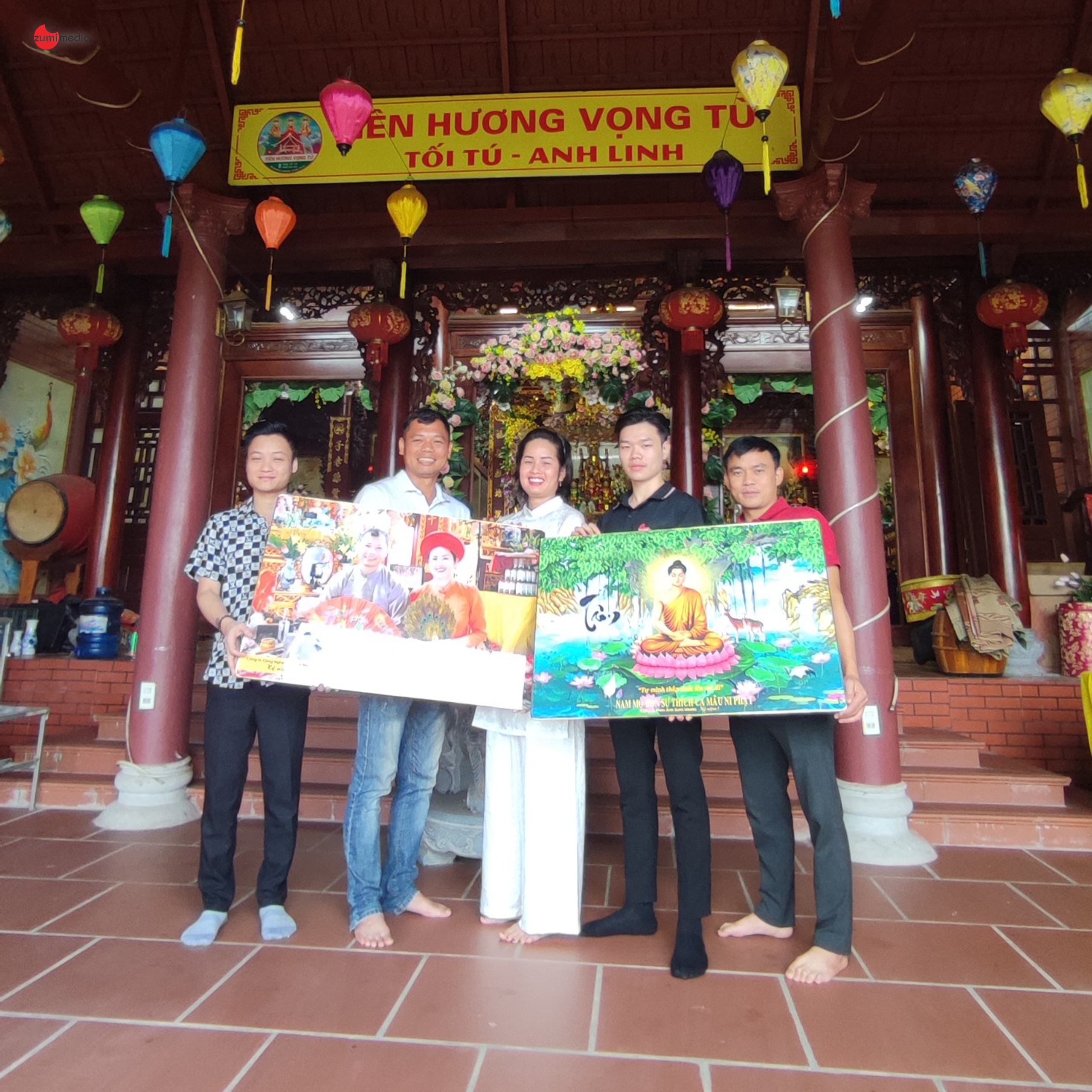 Zumi Media kỷ niệm tặng Tranh Ảnh Phật Giáo tại Phủ Tiên Hương Vọng Từ, Vĩnh Thịnh, Vĩnh Phúc 3 tang tranh anh tai vinh phuc 4