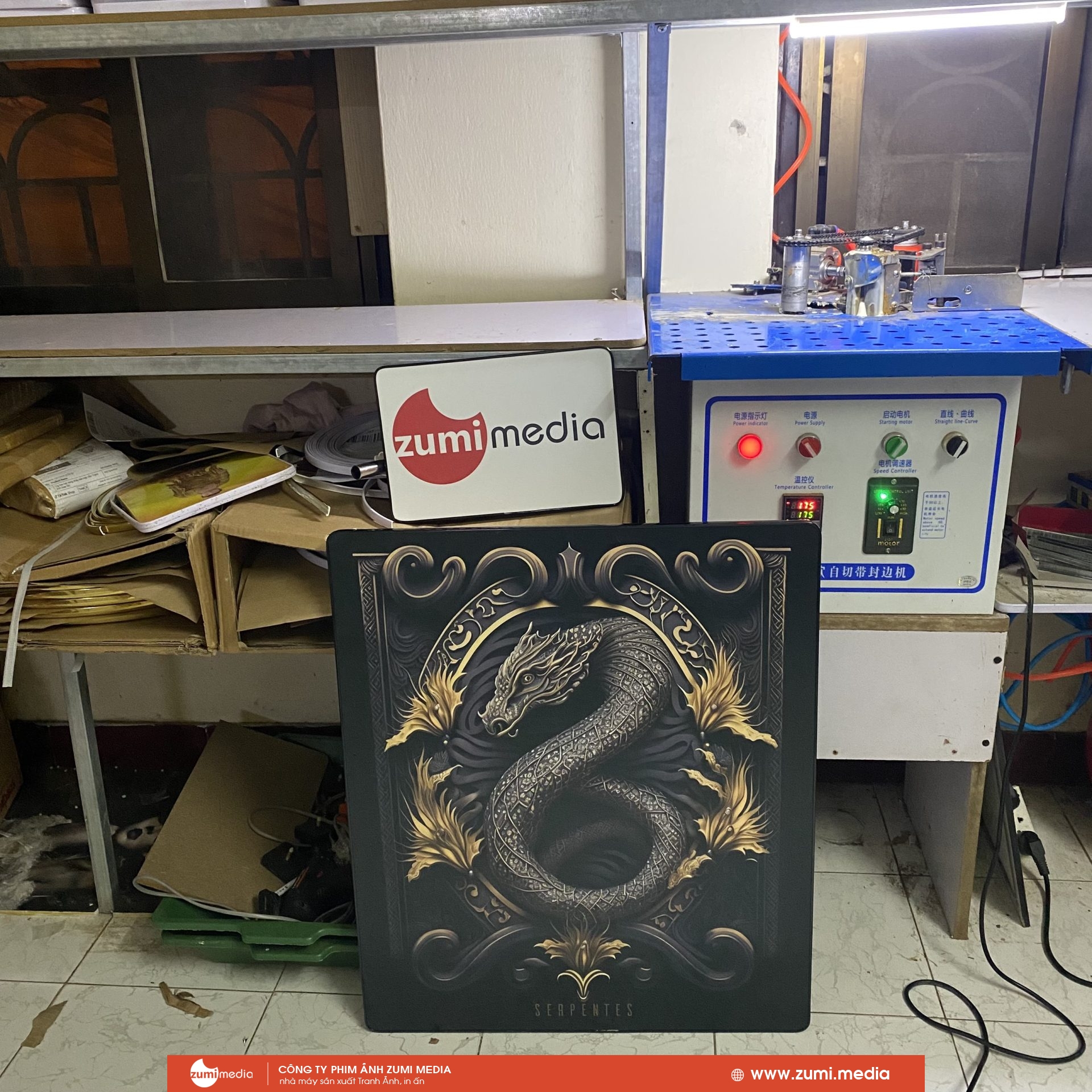 xưởng in tranh decor , biển hiệu trang trí decor tattoo 3 IMG 1702724715741 1702969817271