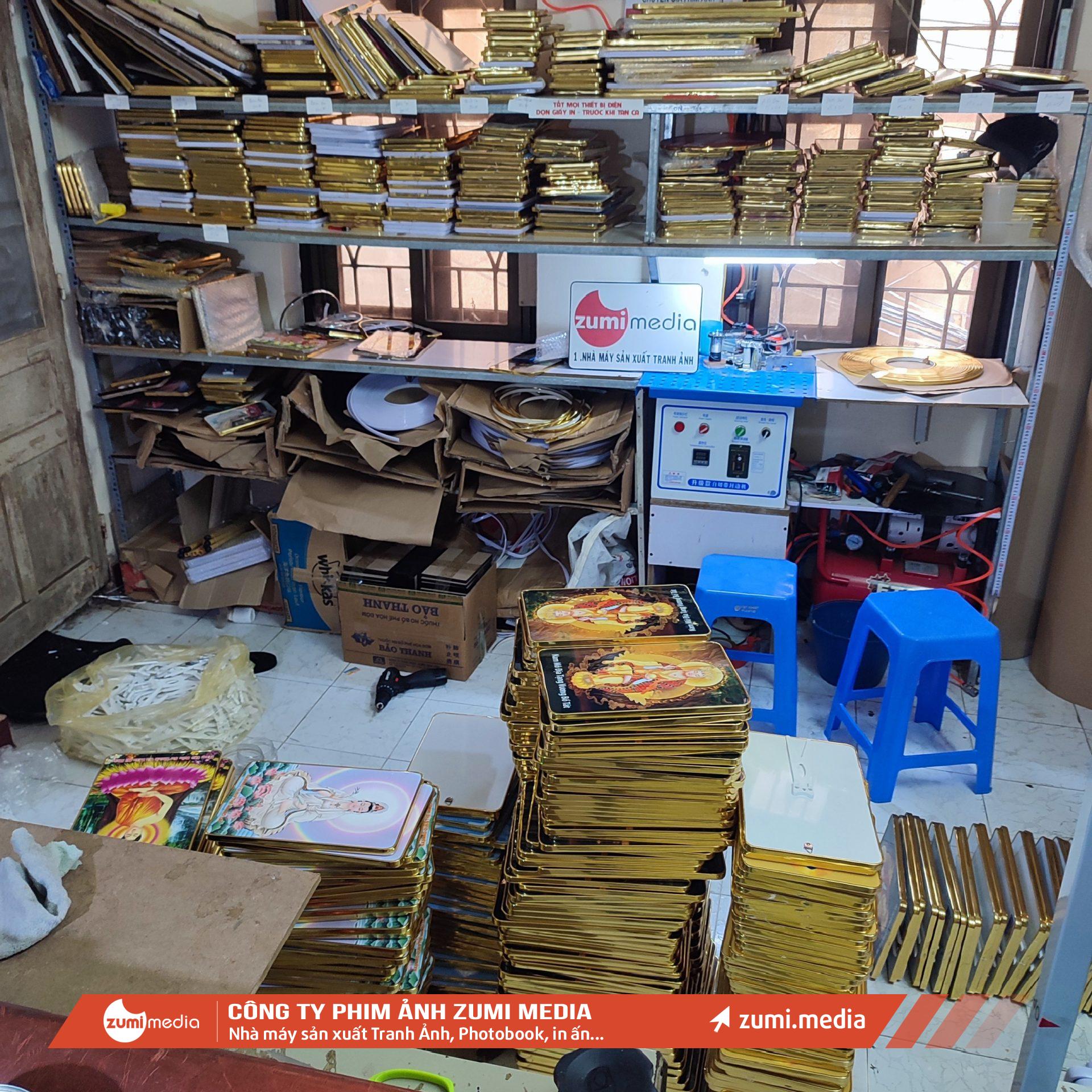 Nhà máy sx tranh ảnh Phật Giáo lớn nhất Việt Nam, xưởng in Tranh tráng gương cao cấp 9 nha may sx tranh anh phat giao lon nhat viet nam xuong in tranh trang guong cao cap 49448