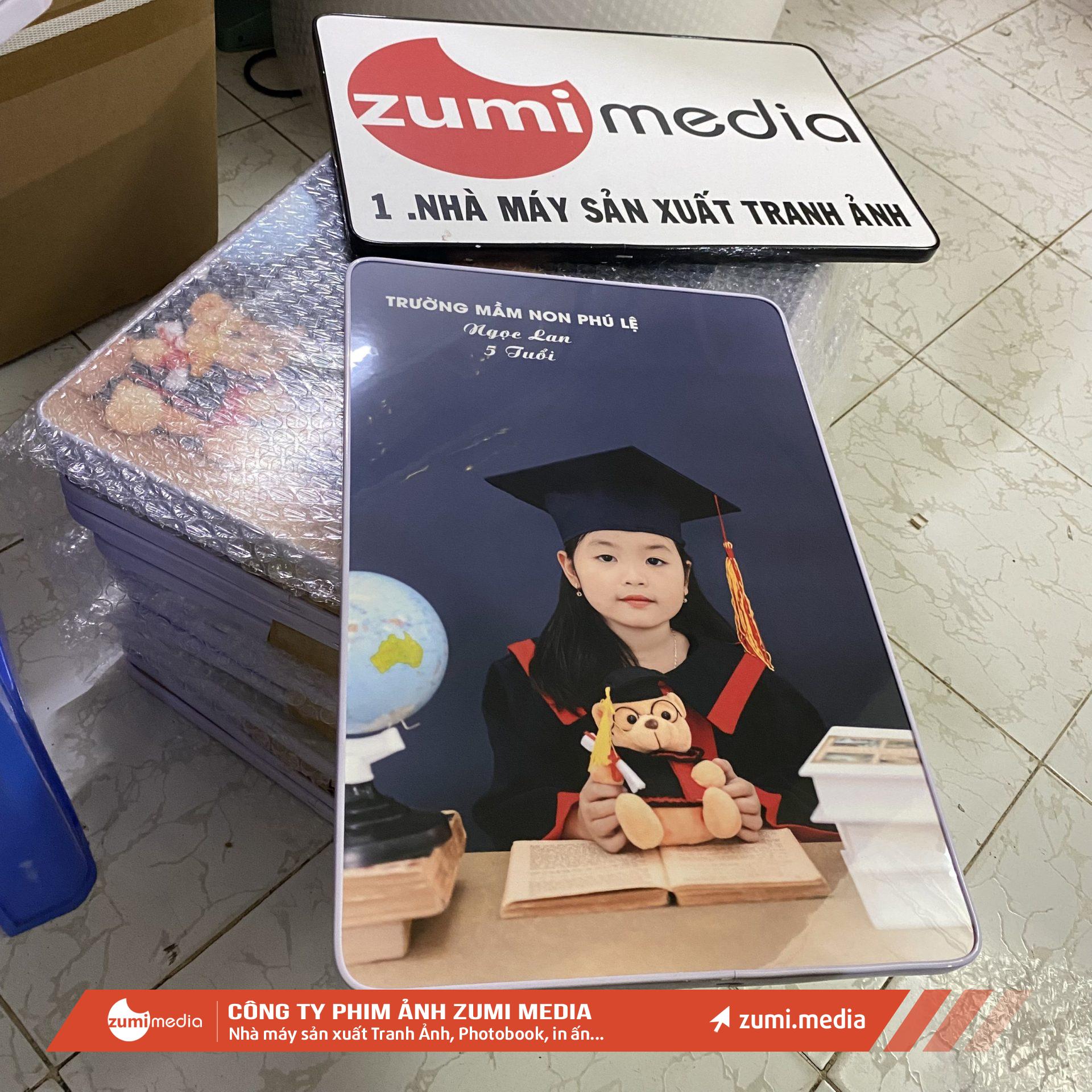 in phóng ảnh Kỷ yếu giá rẻ lấy ngay, Prolab xưởng in ảnh danh tiếng tại Hà Nội 2 in phong anh Ky yeu gia re lay ngay Prolab xuong in anh danh tieng tai Ha Noi 2