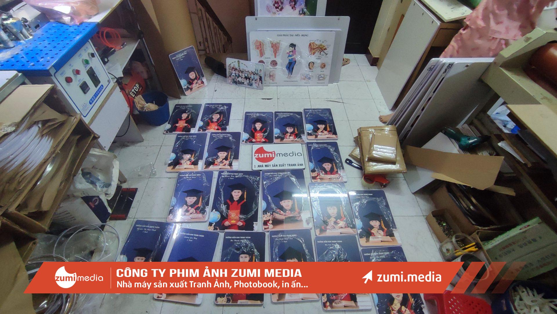 in phóng ảnh Kỷ yếu giá rẻ lấy ngay, Prolab xưởng in ảnh danh tiếng tại Hà Nội 21 in phong anh Ky yeu gia re lay ngay Prolab xuong in anh danh tieng tai Ha Noi 21