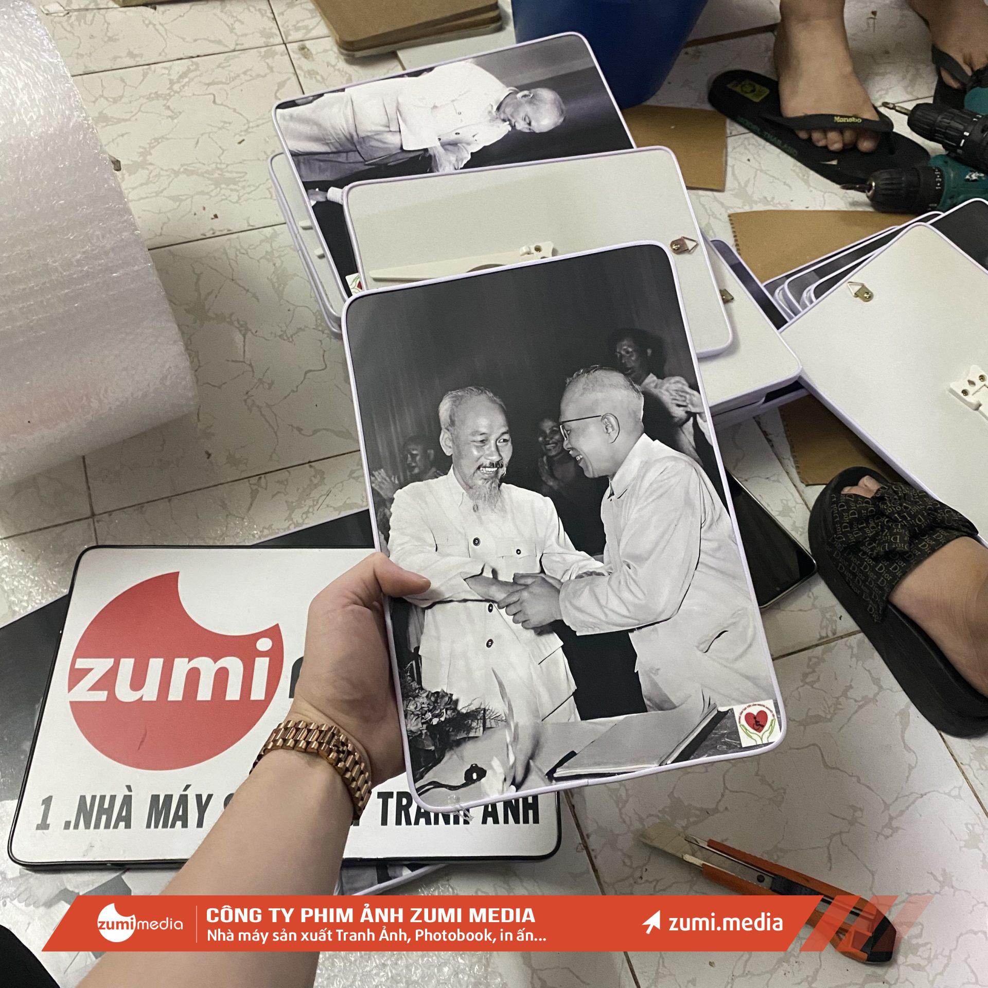 in phóng ảnh Kỷ yếu giá rẻ lấy ngay, Prolab xưởng in ảnh danh tiếng tại Hà Nội 4 in phong anh Ky yeu gia re lay ngay Prolab xuong in anh danh tieng tai Ha Noi 4