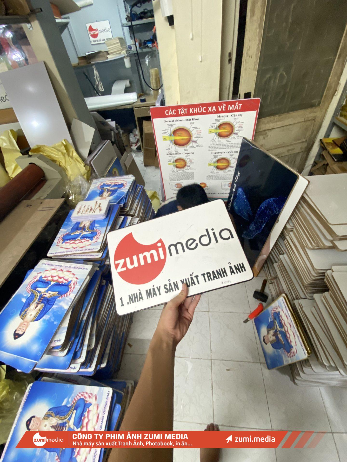 Nhà máy sx tranh ảnh Phật Giáo lớn nhất Việt Nam, xưởng in Tranh tráng gương cao cấp 19 in anh zumimedia 9