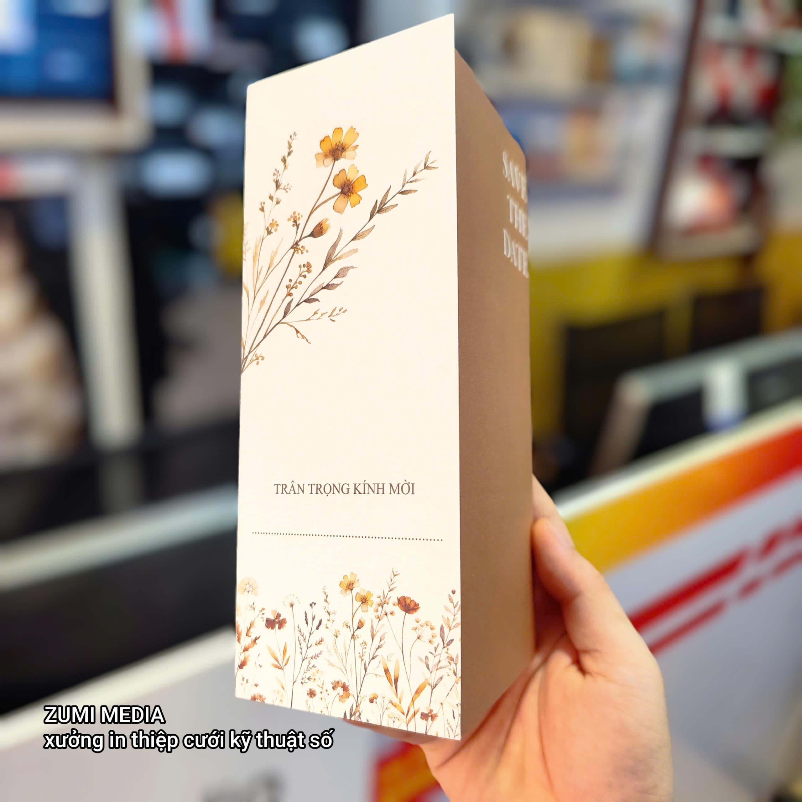 Thiết kế và in thiệp cưới cho đôi bạn Tùng Hải ở Tân ước, Thanh oai, Hà Nội 2 Thiet ke va in thiep cuoi cho doi ban Tung Hai o Tan uoc Thanh oai Ha Noi 3